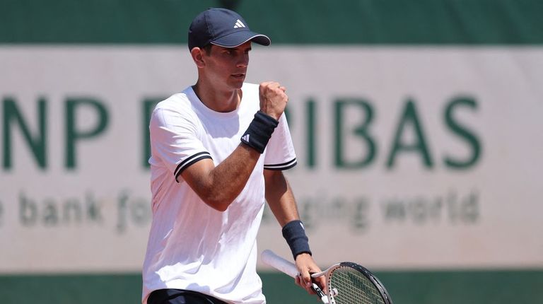 Jódar, primer triunfo en Roland Garros