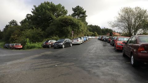 El párking fantasma de Lavacolla utiliza ahora zonas privadas de gasolineras y restaurantes para dejar los coches de sus clientes