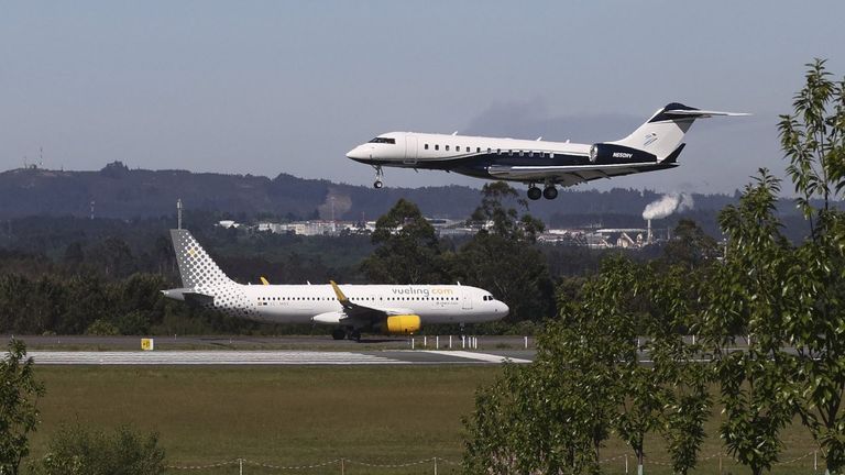 La red aérea gallega pierde 400.000 viajeros de negocios en menos de 10 años