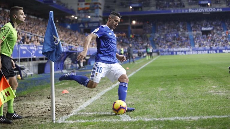 Saúl Berjón durante el Real Oviedo-Sporting de la 18/19