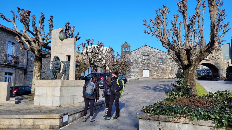 Castromaior, un castro con unas vistas privilegiadas del centro de Lugo.El concejal de Xuventude, Alberto Oubia, en la presentacin de la programacin de Noites Abertas, programa de ocio alternativo del Concello de Pontevedra