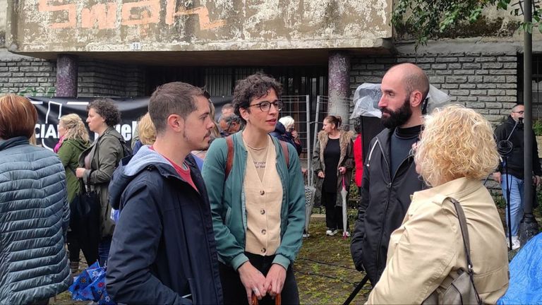 Javier Suárez Llana, primero por la izquierda, en Ciares, con otros miembros de la candidatura