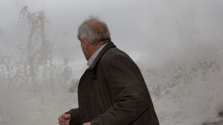 Fuerte oleaje en la costa gallega