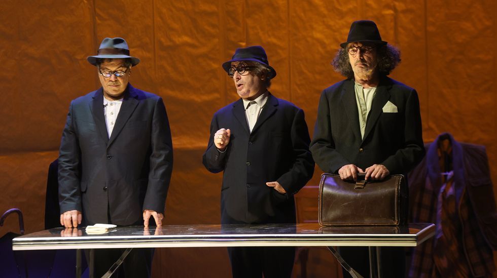 La Savoy Club Big Band abre el Festival MusicaV de Vigo.<span lang= gl >Escena d&aacute; obra &laquo;Vos dous de sempre&raquo;, a cargo de Exc&eacute;ntricas</span>