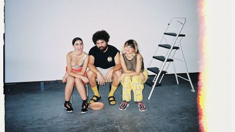 Berta Prieto y Belén Barenys contaron con el cineasta Miguel Ángel Blanca para crear la serie.