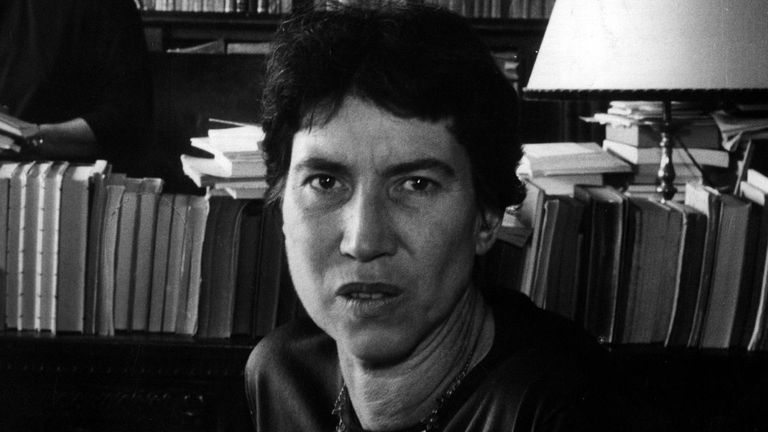 Educación e fondura moral segundo Natalia Ginzburg