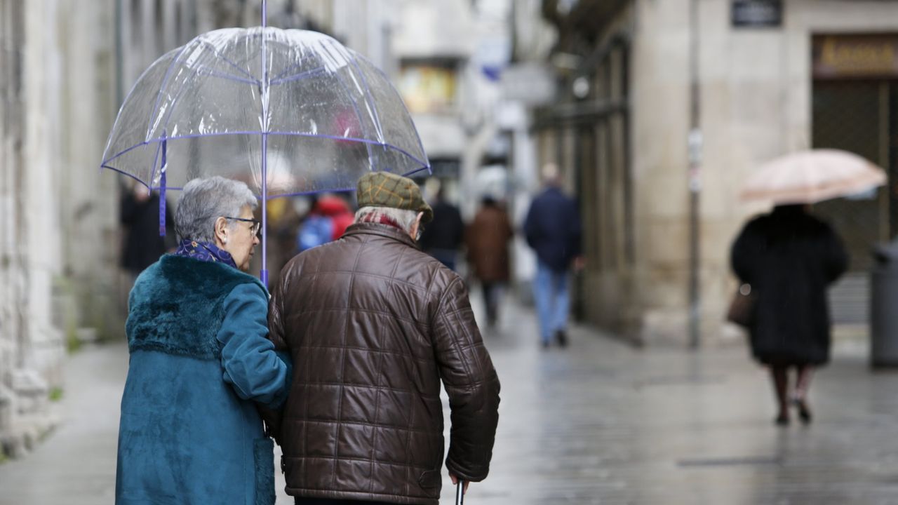 Monseiro tiene un museo �nico al aire libre.Marcos Sousa, vecino de Cartelle, sinti� el temblor de tierra en Celanova