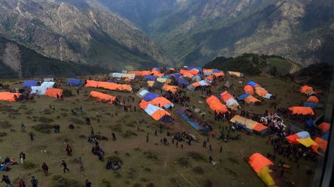Carpas improvisadas en la aldea de Gorka en Nepal. 