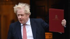 El primer ministro britnico, Boris Johnson, ayer a la salida de su residencia oficial