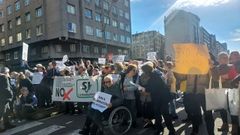 Protesta de los vecinos de las casas de Franco de A Coruña
