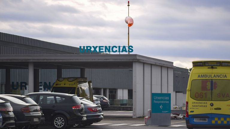 Un paciente agrede a una celadora de Urgencias del HULA y amenaza a otra