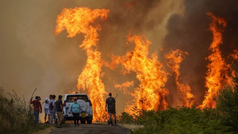 El sistema Copernicus cifra en más de 170.000 las hectáreas quemadas desde el inicio del verano en Galicia