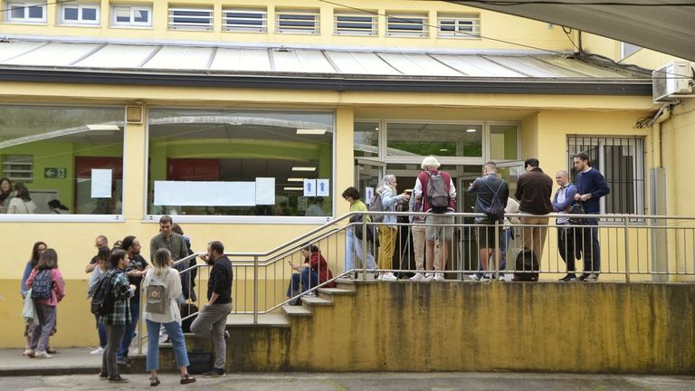 Aprobados en la oposición investigada por fraude valoran acciones legales contra el Estado