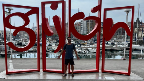 Martn Catalano en su llegada a Gijn