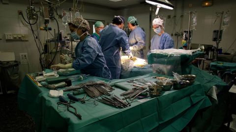 Un quirófano en una operación