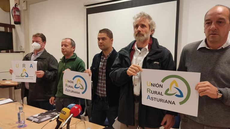 Presentación del sindicato agrario URA