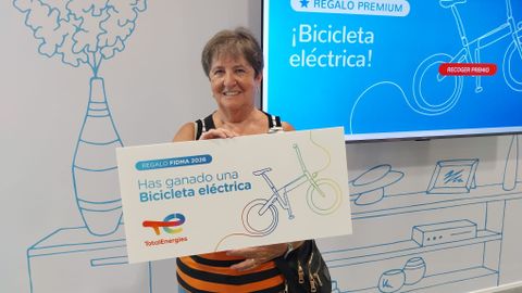 Mar�a Jes�s Mor�n, la vecina de Laviana ganadora de una bicicleta en la Fidma