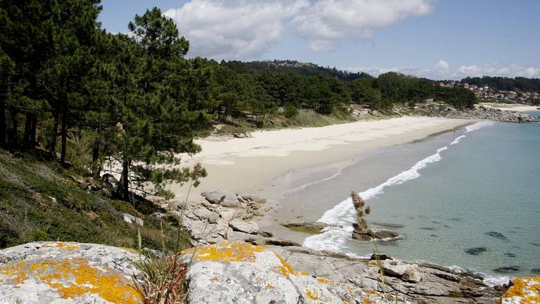 Nudistas De Baro a Llaman mirones A Los Textiles nudistas-de-baro-a-llaman-mirones-a-los-textiles