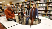 El imparable crecimiento de Yeremay: El Dpor me ayud a cambiar mi vida.Parte del equipo de convivencia del instituto Snchez Cantn de Pontevedra, en la biblioteca del centro.