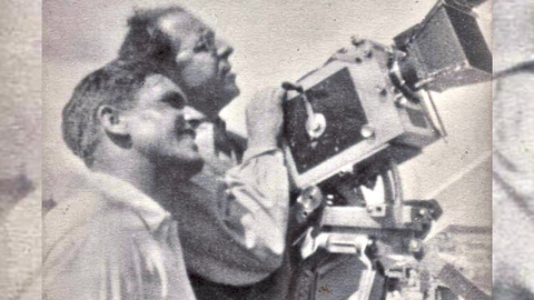 El director G.W. Pabst durante un rodaje en 1929