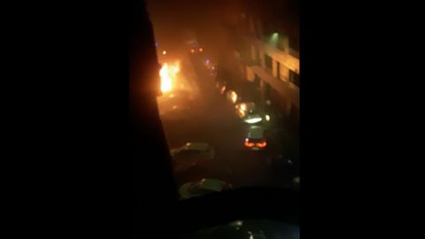Arde un veh�culo de madrugada en Pola de Siero