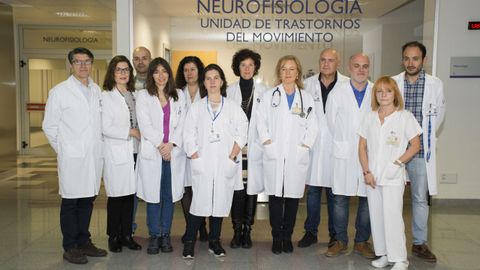 El equipo de la Unidad Multidisciplinar Funcional para la Ciruga de los Trastornos del Movimiento del Hospital Universitario Central de Asturias (HUCA)