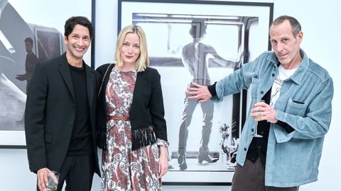 Ruk Richards, la estilista Lucie de la Falaise y Marlon Richards, en la fiesta de inauguracin de la exposicin dedicada al fotgrafo Steven Meisel en A Corua