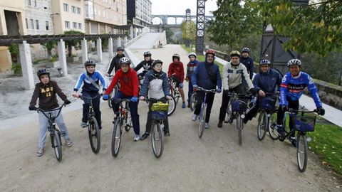 Varias generaciones se han aficionado al cicloturismo gracias a los ecovigilantes