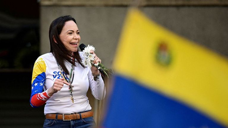 Así se construye el muro entre buenos y malos españoles