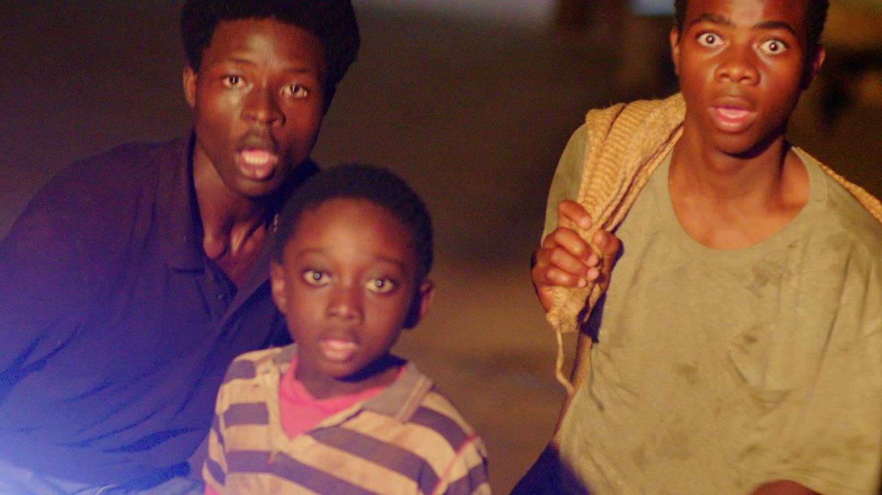 Discurso de Varo L&oacute;pez, tras ganar el Premio del P&uacute;blico en el Festival de M&aacute;laga.La exposici&oacute;n sobre Mar&iacute;a Luz Morales se puede visitar en el Arquivo Hist&oacute;rico Provincial de Ourense.