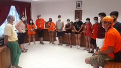 El alcalde y la concejala de Xuventude de Quiroga recibieron a los voluntarios en la casa consistorial