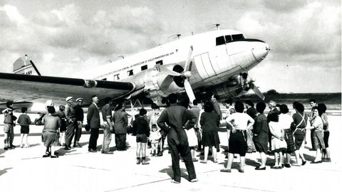 Primer avin que aterriz en Alvedro en 1963