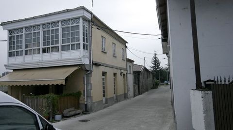 Una casa en el barrio de A Ponte