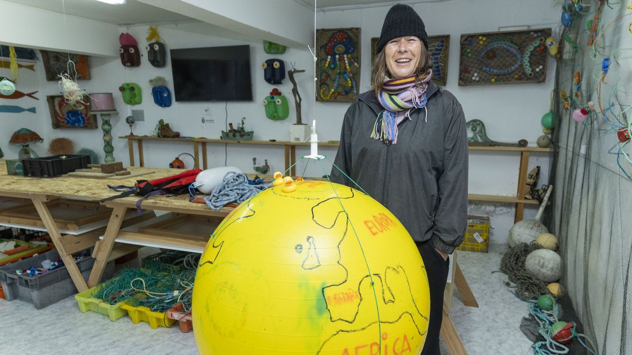 Bajo nivel del embalse de Guitiriz.Virginia Barros, presidenta de Mar de F�bula