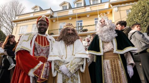 Los Reyes Magos en el Ayuntamiento de Oleiros