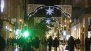 Iluminación navideña en Pontevedra el año pasado, en la calle Benito Corbal