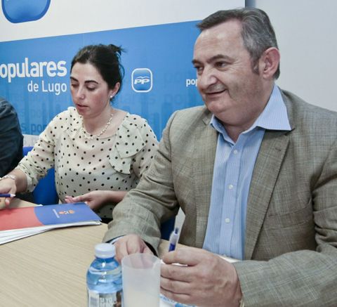 Balseiro, nico aspirante, con la presidenta provincial, Elena Candia