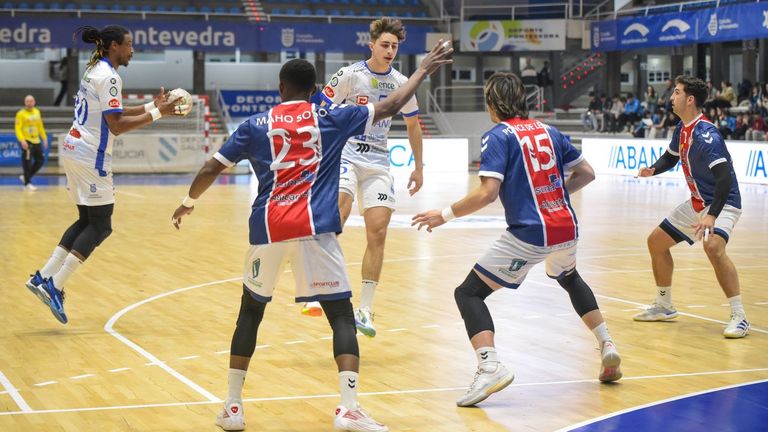 El Cisne debe media victoria ante al Agustinos al acierto de Franzini (28-26)