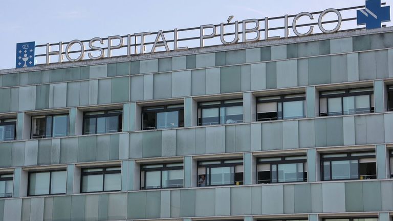 El brote de sarna noruega en el hospital de Conxo: 20 trabajadores con síntomas, 8 de baja y 4 contagios confirmados