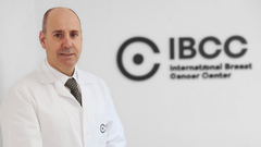 Javier Cort�s, onc�logo.