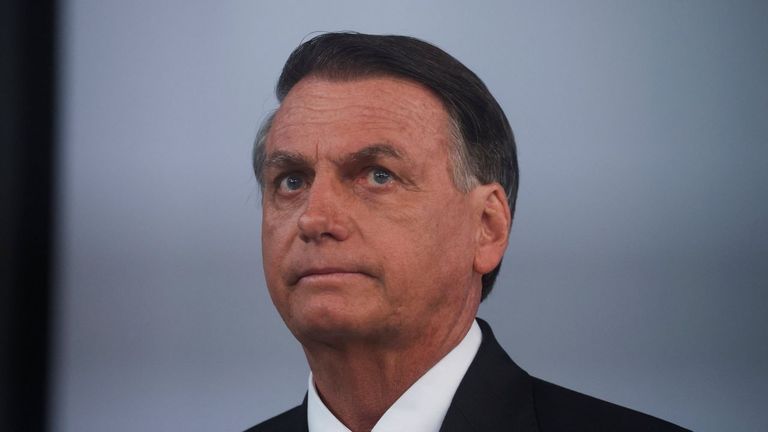 De Moraes vota por condenar a Bolsonaro por sus ansias autoritarias