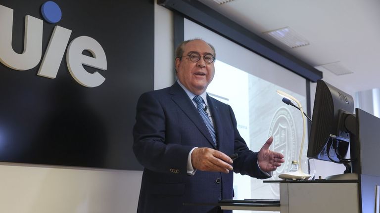 La universidad de Abanca impartirá Biomedicina en A Coruña a partir del 2027