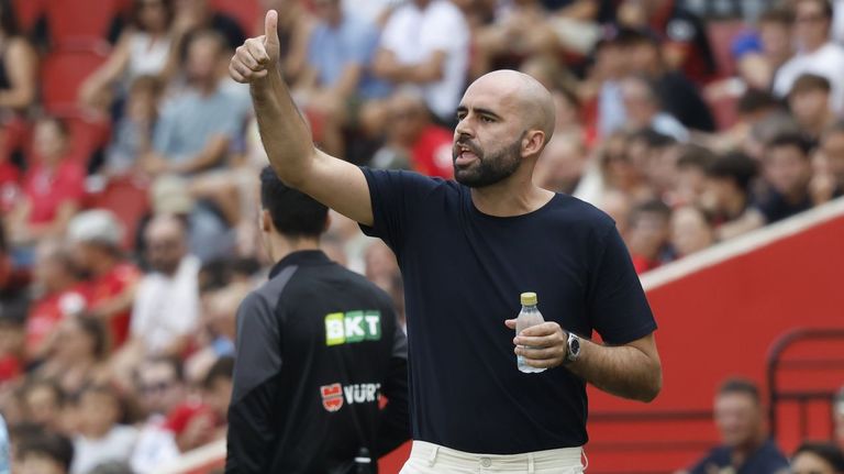 Claudio apunta al club de los 1.000 días