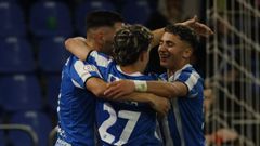 Lucas, Mella y Yeremay festejan un gol contra la Ponferradina