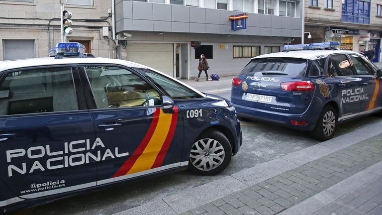 Condenado el hombre que acuchilló a un policía en la Comisaría de Pontevedra