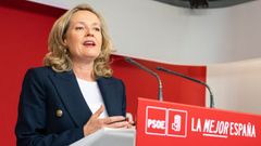 La vicepresidenta primera del Gobierno, Nadia Calvio, en la sede del PSOE.