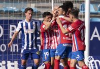 Celebraci�n del gol del Sporting