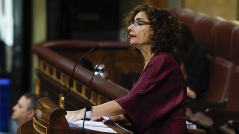 La ministra de Hacienda, María Jesús Montero, en el Congreso de los Diputados.