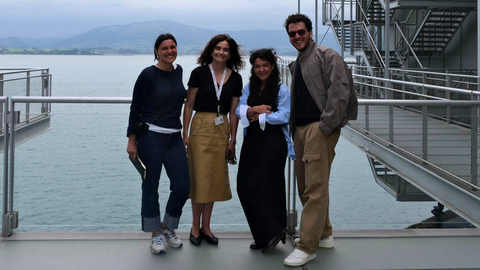 Marta Morato, segunda por la derecha, junto a Sara Fornaciari y Thierry Gedeon, ganadores del Renzo Piano World Tour y Arrate Martn (segunda por la izquierda), directora del Centro Botn