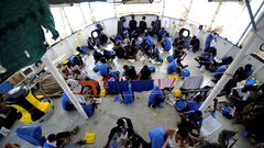 Espaa acoger finalmente a 60 de los 141 inmigrantes del Aquarius